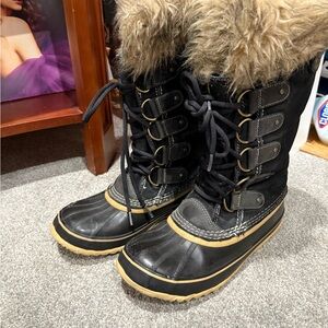 Sorel Black and Tan Winter Boots with Fur Lining